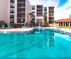 Photo 5 - Siesta Breakers Penthouse on the Beach