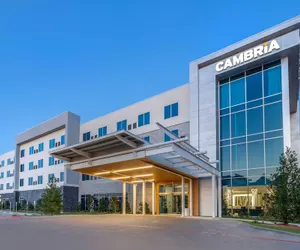 Photo 2 - Cambria Hotel Waco Univ Riverfront