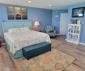 Photo 5 - Inverness Penthouse 3 Bedroom Home by RedAwning