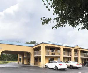 Photo 2 - Deerfield Inn By Capital O Blytheville AR I55