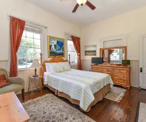 Photo 3 - Artist House Lower in Forsyth Park Neighborhood Hist Savannah