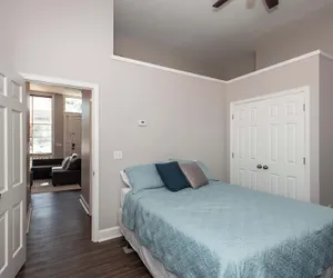 Photo 4 - Heart of Mainstrasse Apt 1