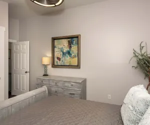 Photo 4 - Heart of Mainstrasse Apt 2