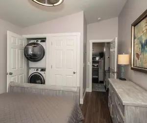 Photo 4 - Heart of Mainstrasse Apt 2