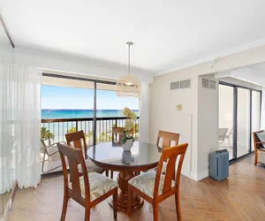 Photo 3 - Waikiki Beach Tower