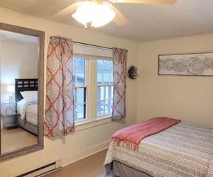 Photo 4 - Edgewater Resort