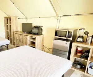 Photo 3 - Son's Blue River Camp Glamping Cabin N