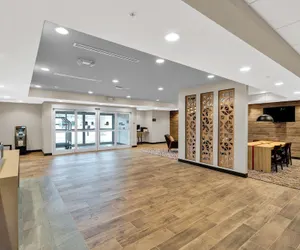 Photo 4 - Candlewood Suites Detroit - Auburn Hills by IHG