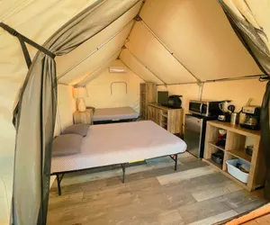 Photo 4 - Son's Blue River Camp Glamping Cabin Z