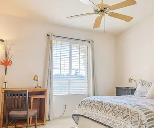 Photo 3 - Private bedroom in Western Horizon Home