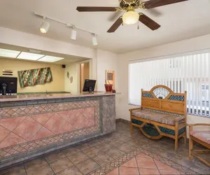 Photo 3 - GetAways at Havasu Dunes Resort