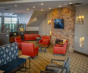 Photo 3 - Country Inn & Suites by Radisson, Bemidji, MN