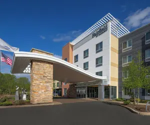 Photo 2 - Fairfield Inn & Suites Springfield Northampton/Amherst