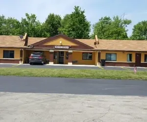 Photo 2 - Royal Inn