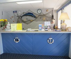 Photo 3 - Sunrise Beach Motel