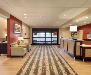 Photo 2 - Hampton Inn & Suites Philadelphia Montgomeryville