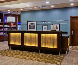 Photo 4 - Hampton Inn & Suites Bend