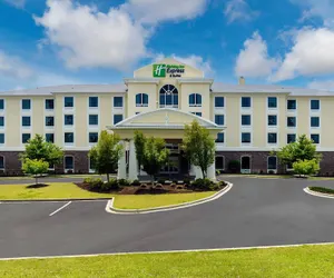 Photo 2 - Holiday Inn Express & Suites Aiken, an IHG Hotel