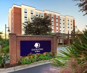 Photo 2 - DoubleTree by Hilton Charleston Mount Pleasant