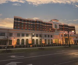 Photo 2 - Embassy Suites by Hilton Tuscaloosa Alabama Downtown
