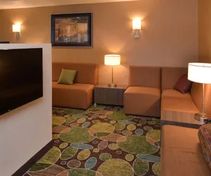 Photo 4 - Holiday Inn Express & Suites Pocatello, an IHG Hotel