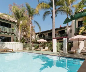 Photo 2 - Palihouse Santa Barbara