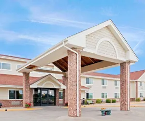 Photo 2 - AmericInn by Wyndham Northfield