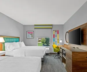 Photo 5 - Hampton Inn Omaha/West Dodge Road (Old Mill)