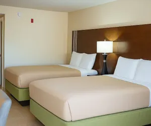 Photo 2 - Serena Inn