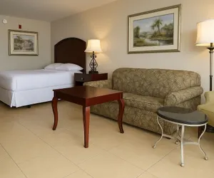 Photo 5 - Serena Inn