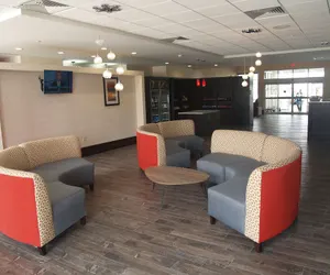 Photo 4 - Holiday Inn Salina by IHG