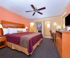 Photo 4 - Americas Best Value Inn Porterville