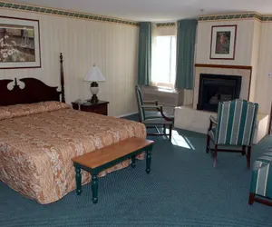 Photo 5 - Longstreet Inn & Casino