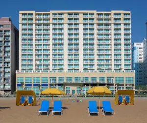 Photo 2 - Hilton Garden Inn Virginia Beach Oceanfront