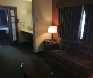 Photo 5 - Northwoods Inn & Suites Blackduck