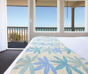 Photo 5 - Seabonay Oceanfront Motel
