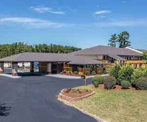 Photo 2 - Quality Inn Pinehurst Area