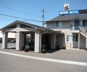 Photo 3 - Western Motel