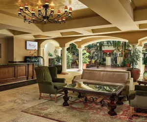 Photo 2 - Woolley’s Classic Suites