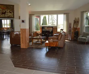 Photo 4 - Cedar Hill Lodge