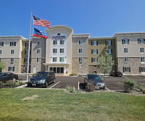 Photo 2 - Candlewood Suites Columbus - Grove City, an IHG Hotel