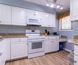 Photo 5 - Spinnaker At Shipyard