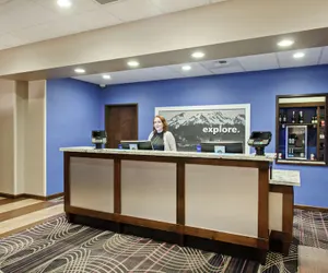 Photo 2 - Hampton Inn Seattle/Everett