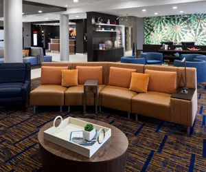 Photo 4 - Courtyard by Marriott Houston North/Shenandoah