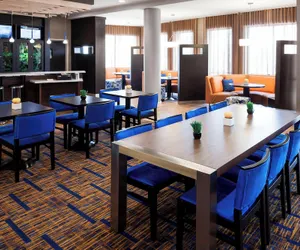 Photo 2 - Courtyard by Marriott Houston North/Shenandoah