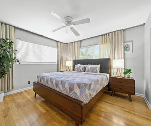 Photo 5 - Galleria Apartments by Lowkl