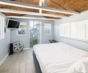 Photo 3 - Pacific Bungalow