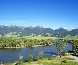 Photo 2 - Under Canvas North Yellowstone