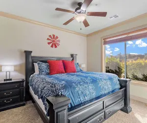 Photo 2 - Coral Springs Getaway - Outdoor and Indoor Heated Pool - Close to Zion National Park