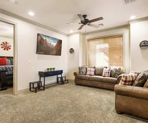Photo 5 - Coral Springs Getaway - Outdoor and Indoor Heated Pool - Close to Zion National Park